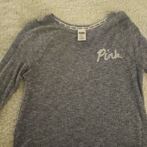 PINK sweater blue/white marled.